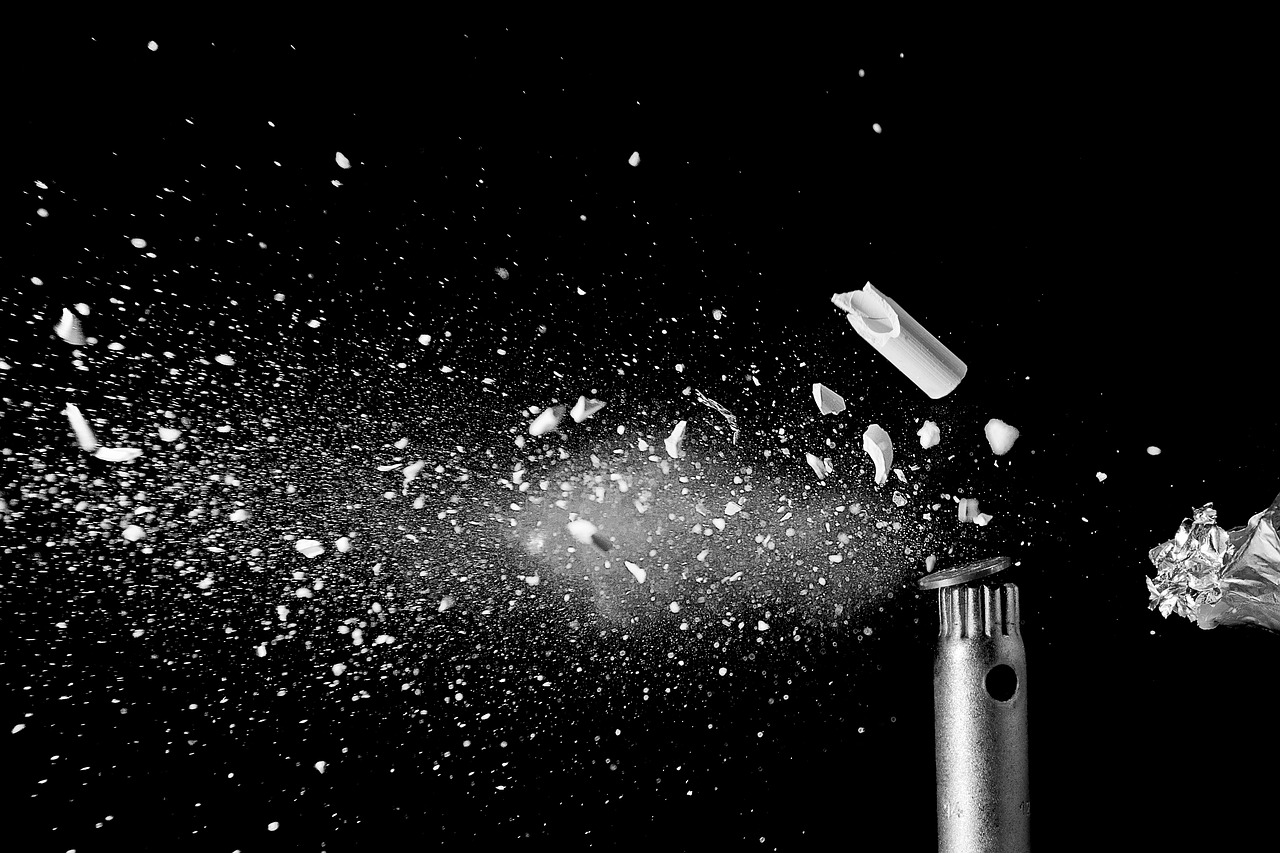 Becoming Bulletproof: Protect Yourself, Read People, Influence Situations, and Live Fearlessly